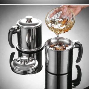 Stainless Steel Oil Strainer Pot Container Jug Storage with filter Cooking Oil Pot 1.3litter