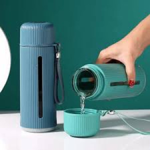 Borosilicate Leak-Proof Glass Water Travel Bottle 550ml