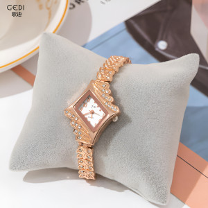 Analog Stylish Elegant Watch For Women - Rose Gold